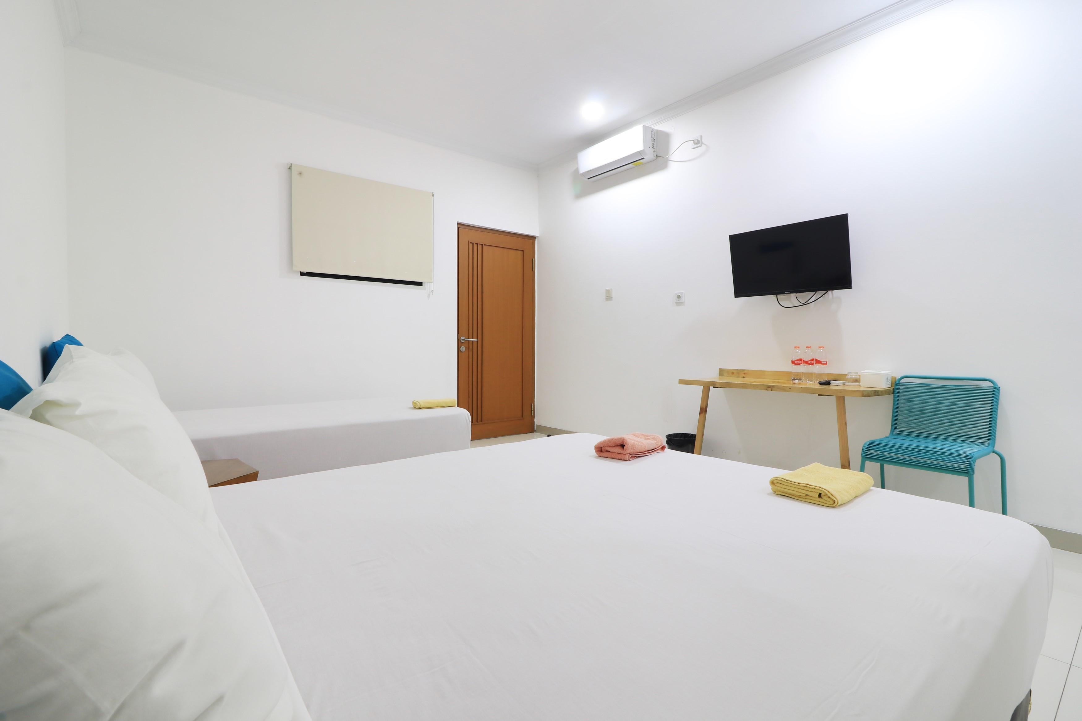 Locus Rooms Bandung Esterno foto