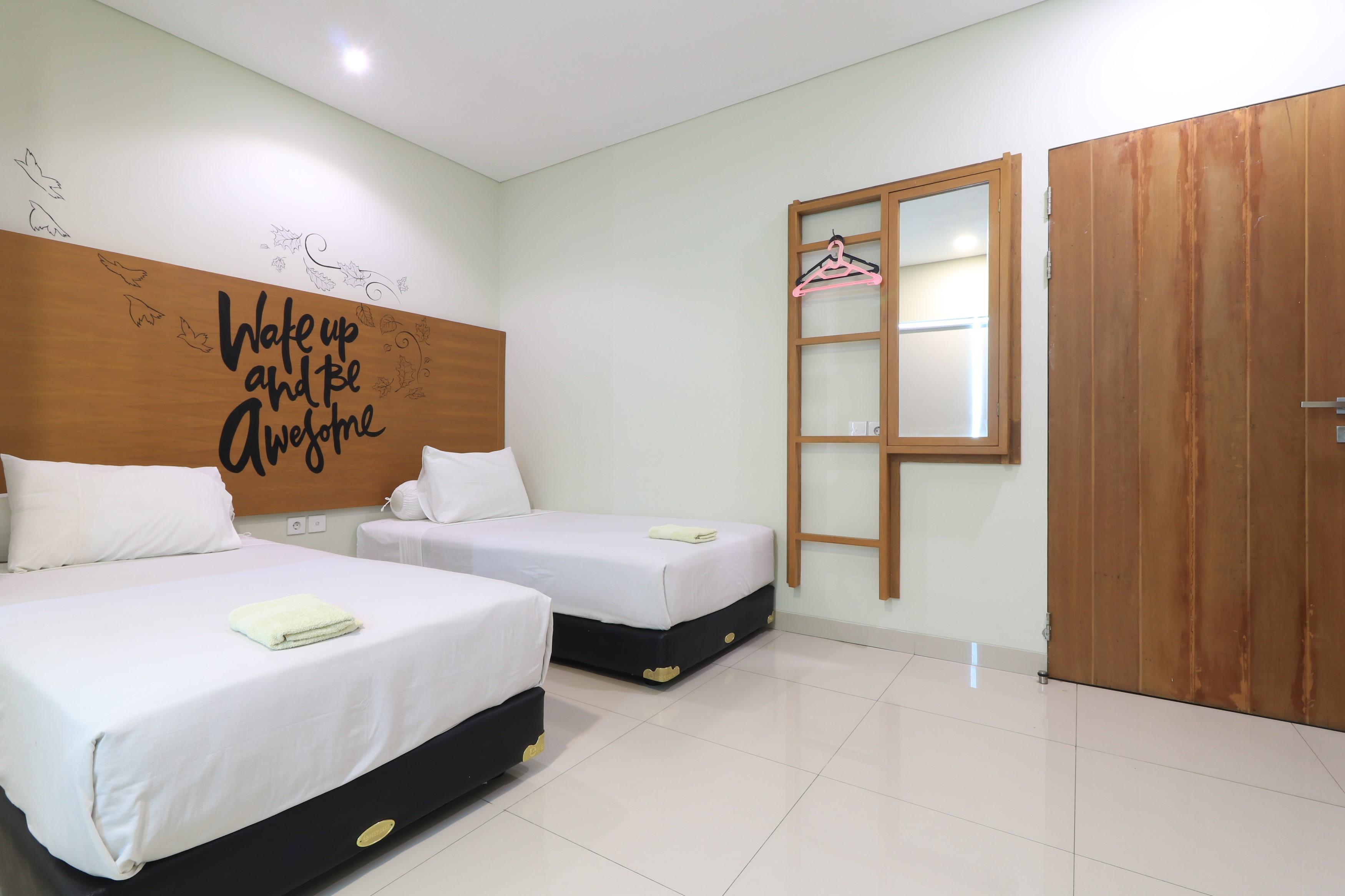 Locus Rooms Bandung Esterno foto